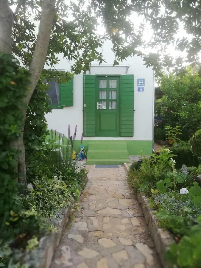 Sustainable Sun Powered Holiday Home Liski 3 Čunski